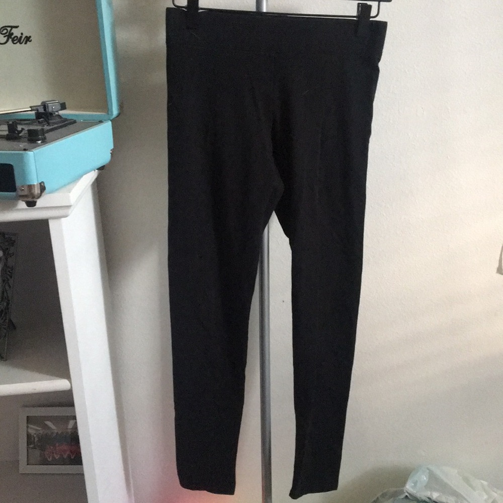 black leggings